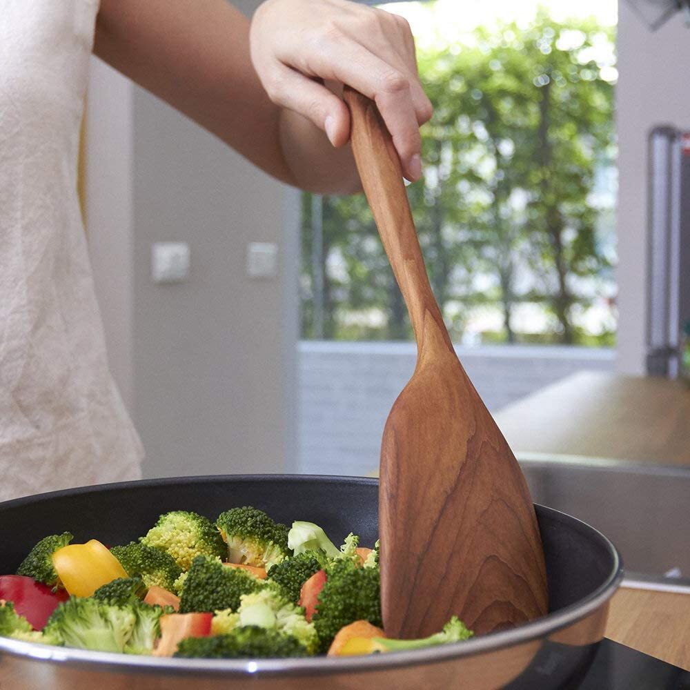 THRJ Jichi Wood Long Stir Fry Wok Turner Paddle Spatula Cooking 39cm 2529