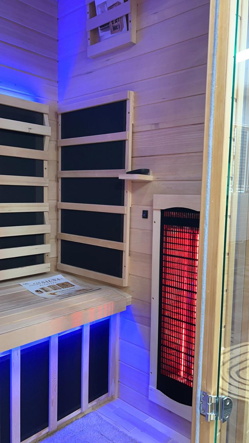 Kylin Full Spectrum Carbon Infrared Sauna Room 1 Person - K8109 FS