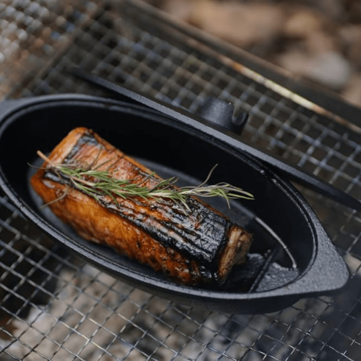 Ikenaga Ironwork Iron Slim Dutch Oven