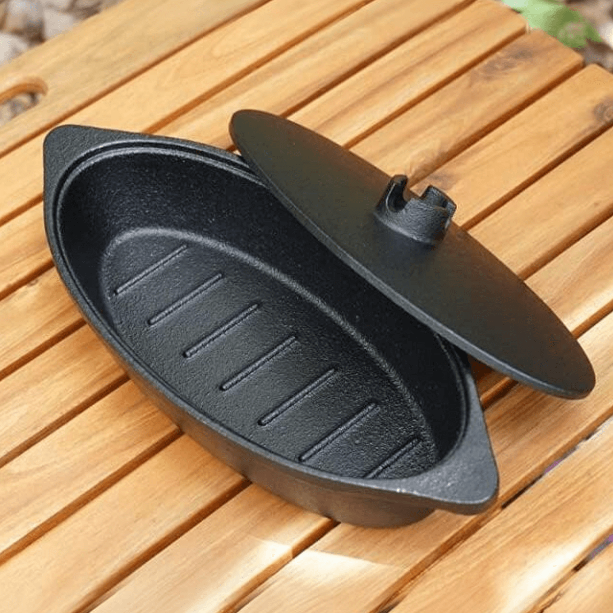 Ikenaga Ironwork Iron Slim Dutch Oven