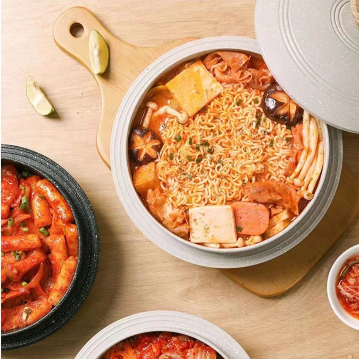 Masker Korean Cooking Bibimbap Stone Pot 18cm - Black
