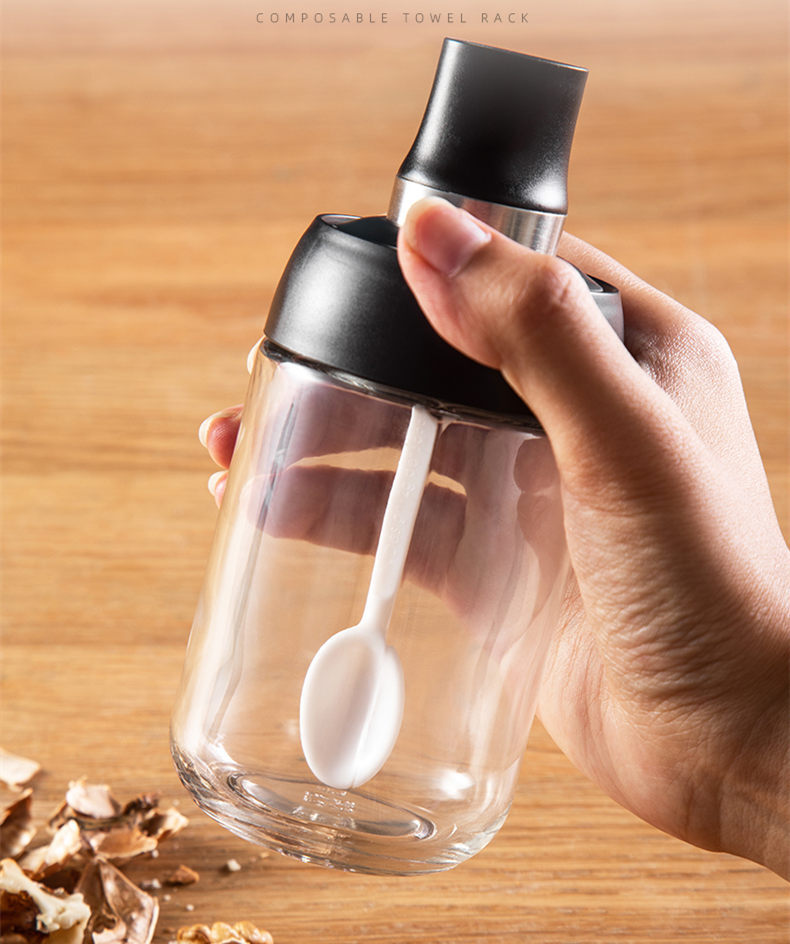 Robo Coco Spice Jug Seasoning Jar Spice Condiment Storage Container with Spoon 250ml - Black
