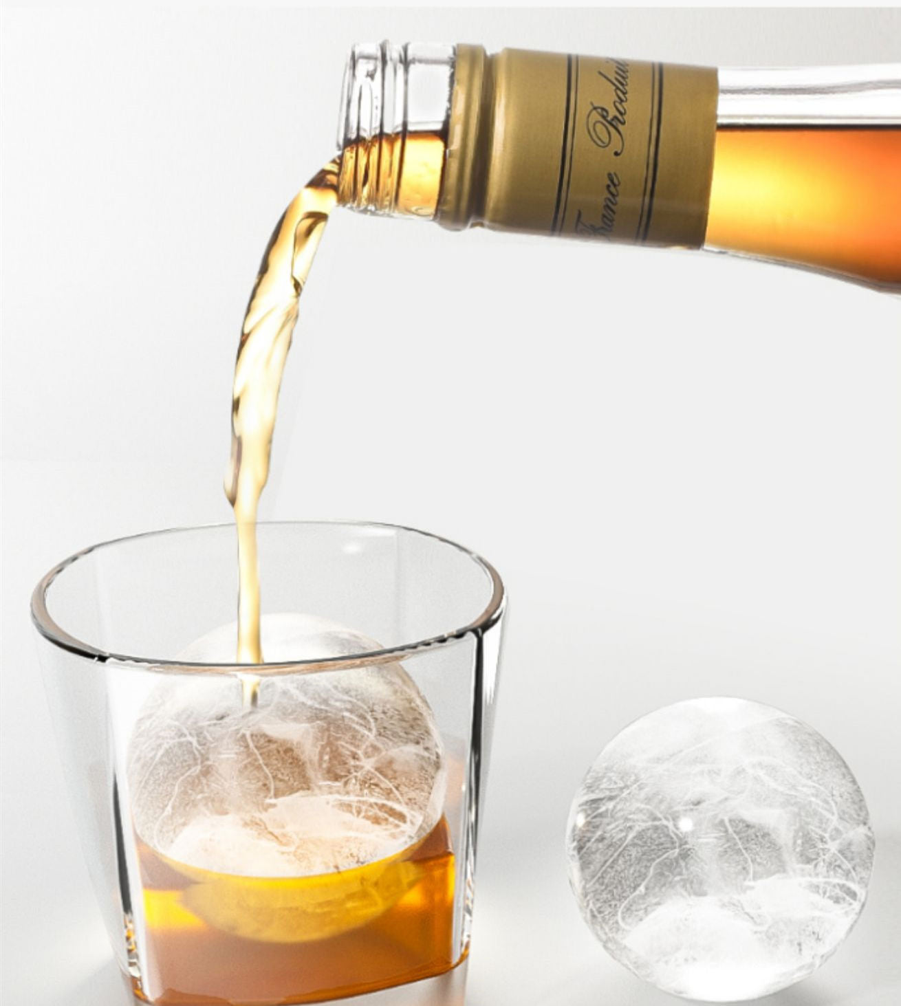 Robo Pat Whisky Ice Ball Sphere Large Round Mold and Tray - Blue