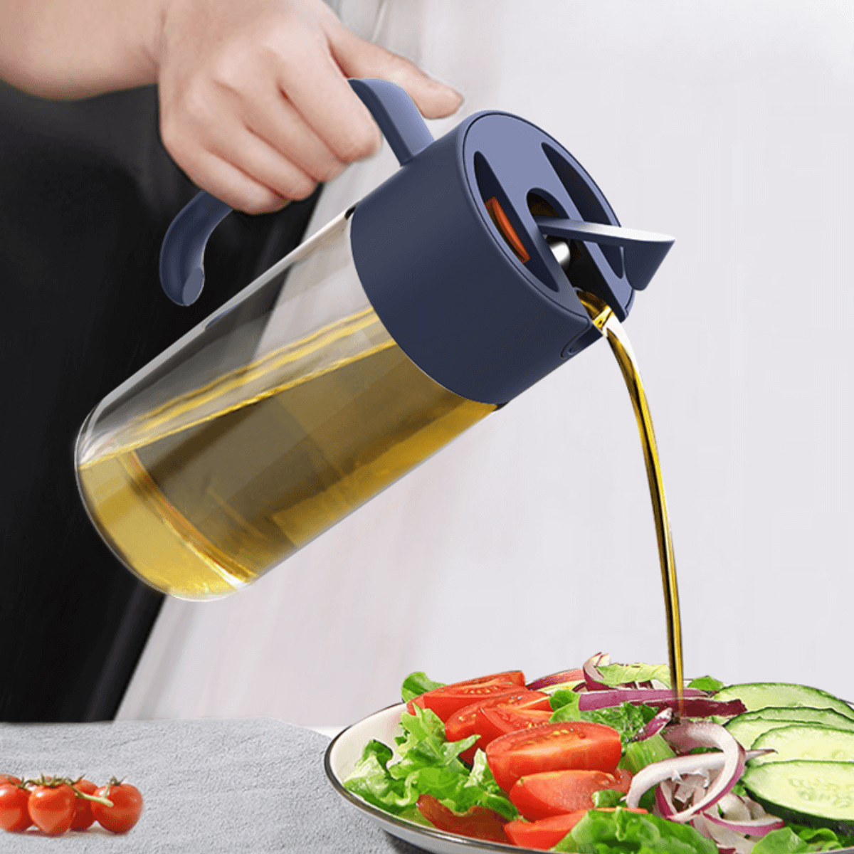 Thinkinge Easy-Open Auto Lid Oil Bottle 550ml - Black