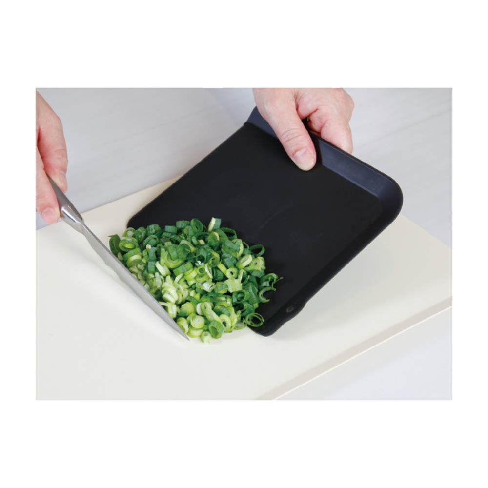 Ihara Kihan Binchotan Charcoal Cutting Board Small