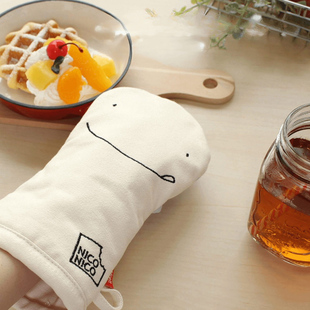 Sanbelm Nicotto Mitten Smiley - Ivory