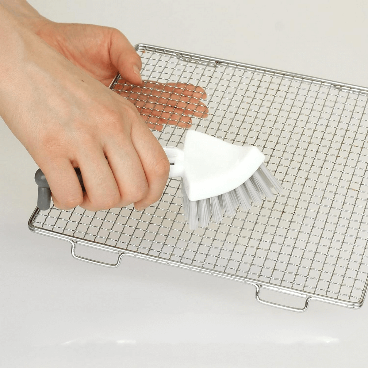 Sanbelm Standing Kitchen Brush