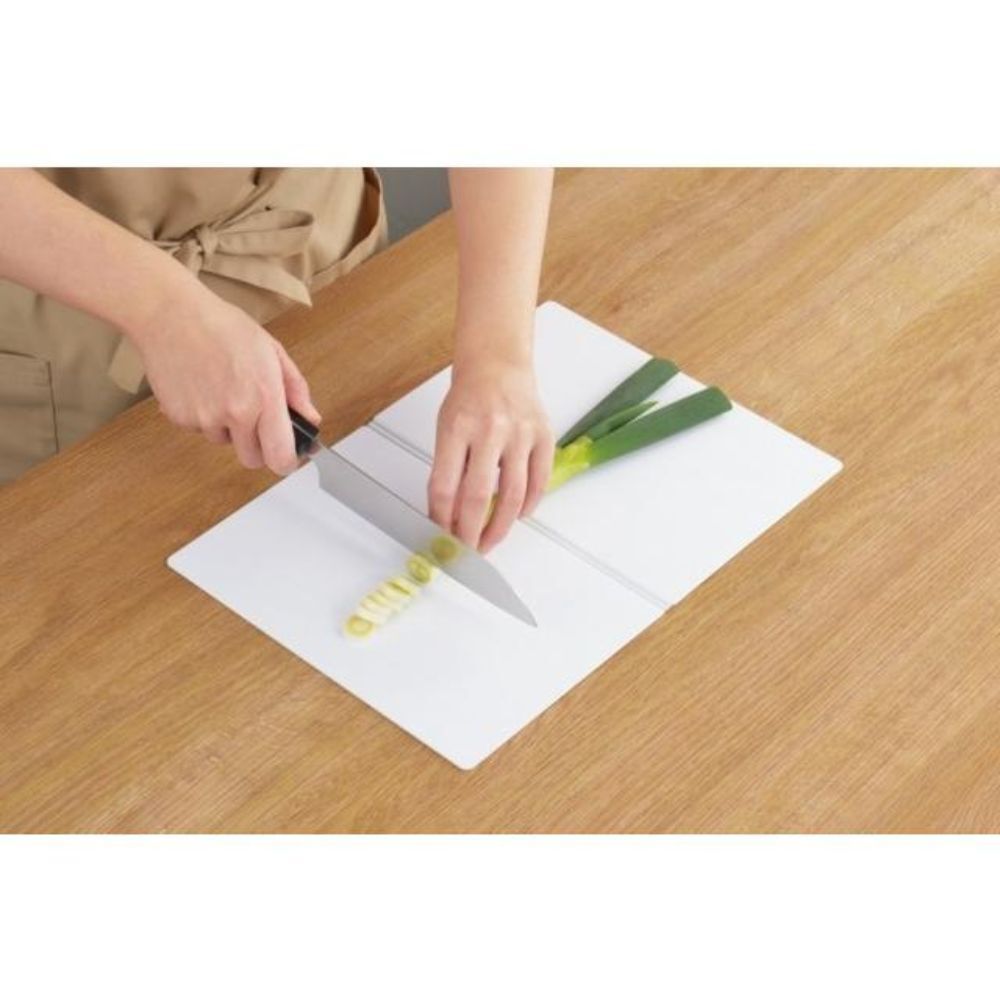 Kawasaki Cutting Board - White