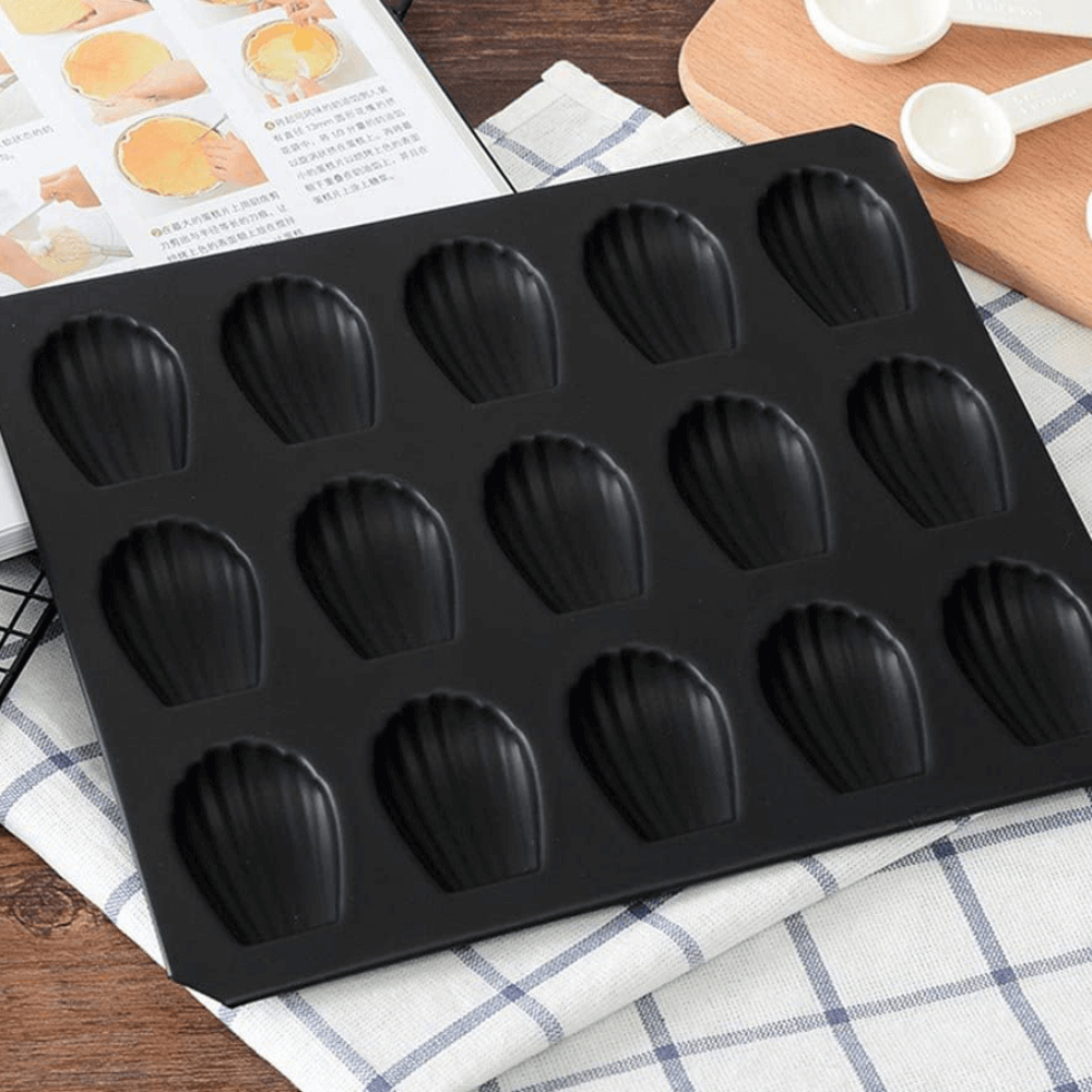 Tiger Crown Madeline Shell Cake Baking Pan 15P – Black