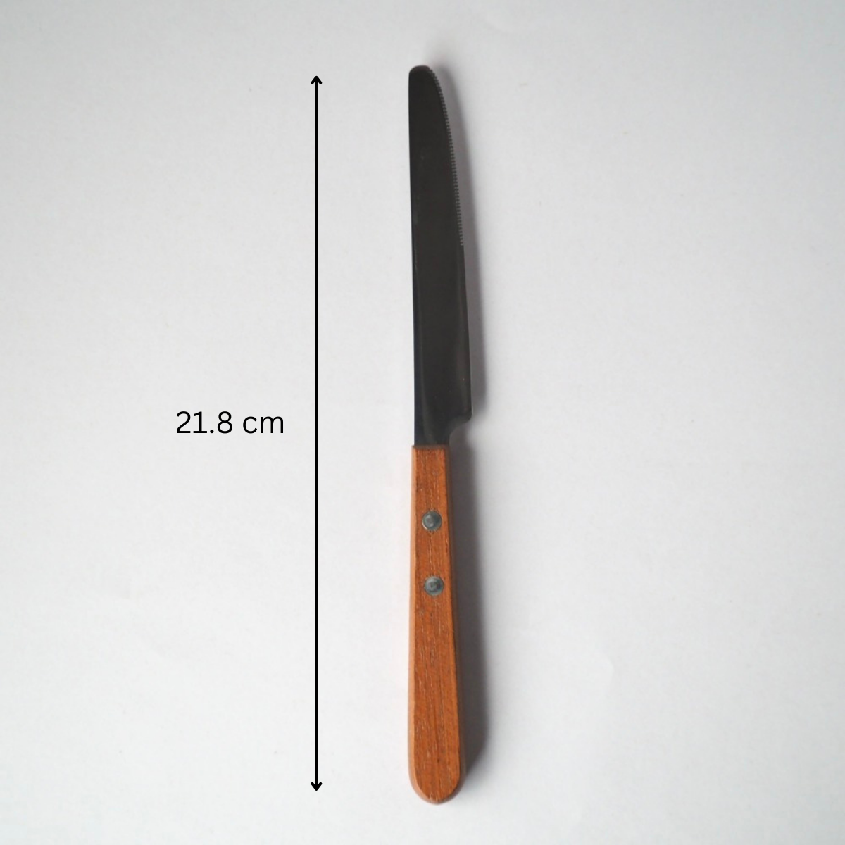 Takakuwa Dessert Knife With Wooden Handle - 21.8cm