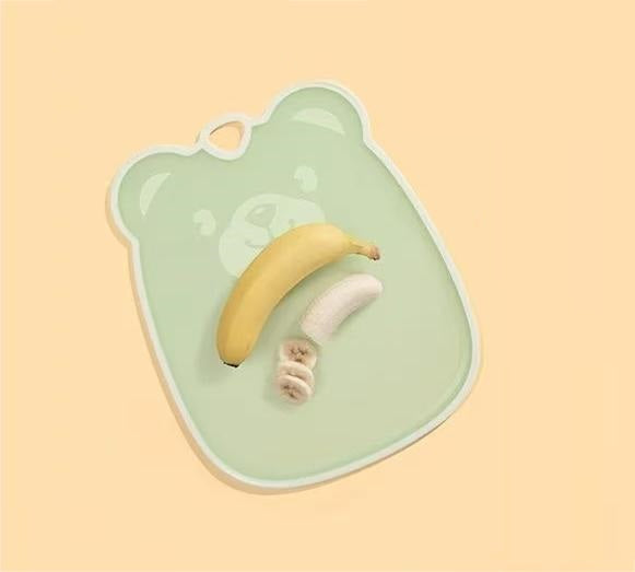 WoodLand Bear Pp Cutting Board (Green)